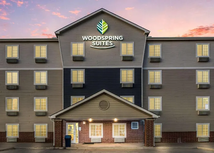 Woodspring Suites Denton